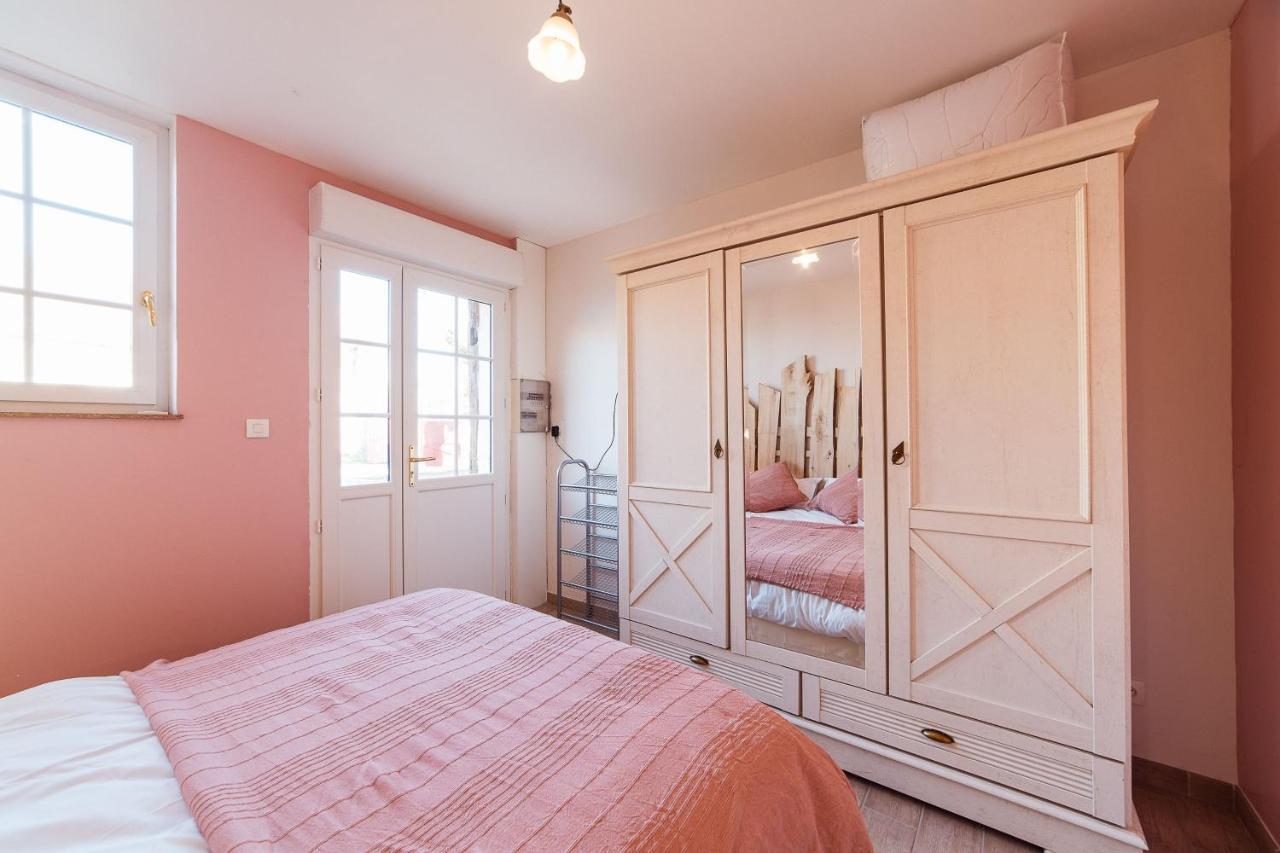 Appartement Prive Le Chardonnay, Jardin, Parking Buchères Eksteriør bilde