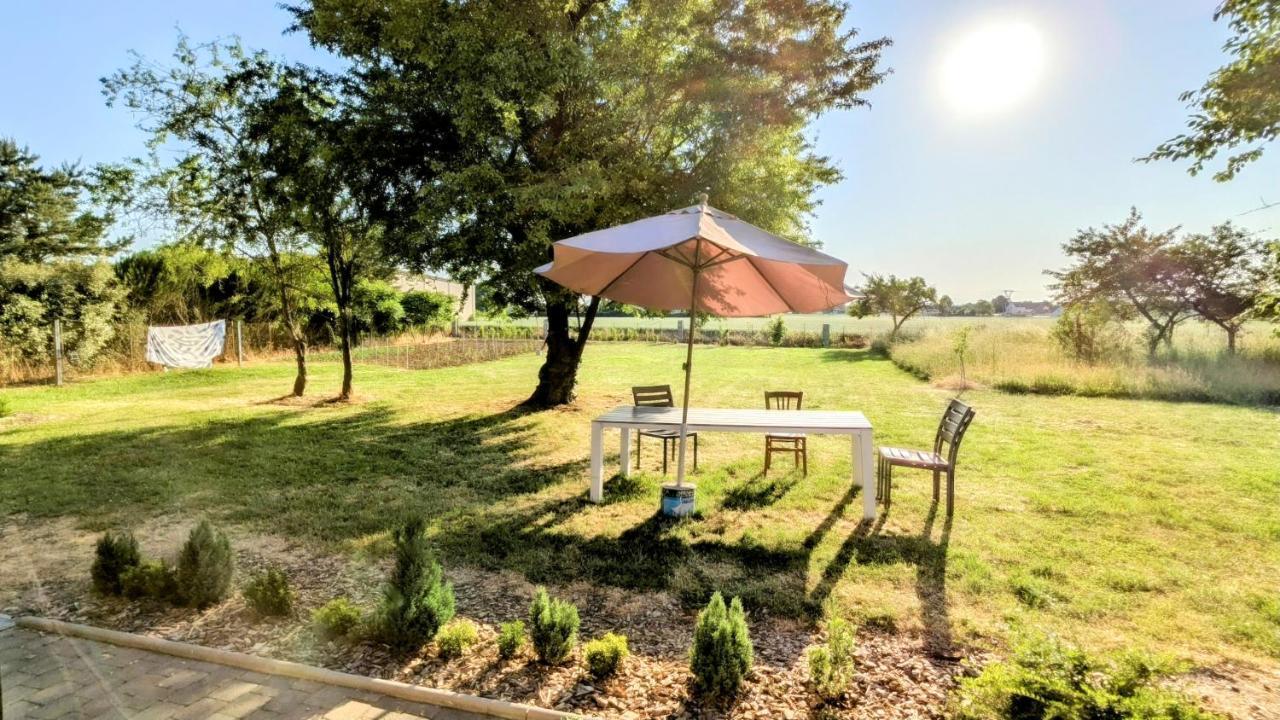 Appartement Prive Le Chardonnay, Jardin, Parking Buchères Eksteriør bilde
